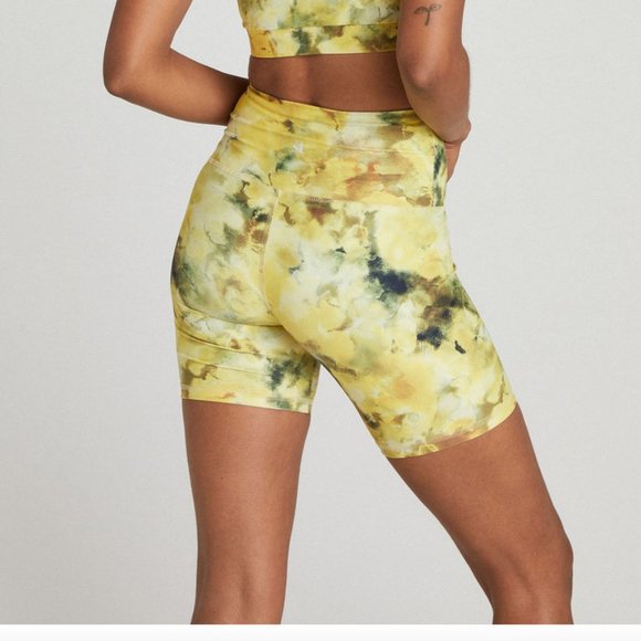 NWOT Strut-This Sparrow Bike Short in Citrus yellow Green Tie Dye Size 4/6 - Picture 4 of 9